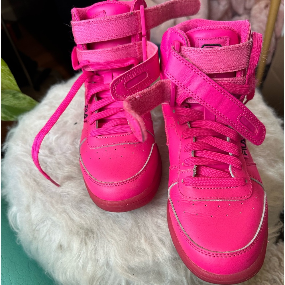 Like new- hot pink FILA high top sneakers